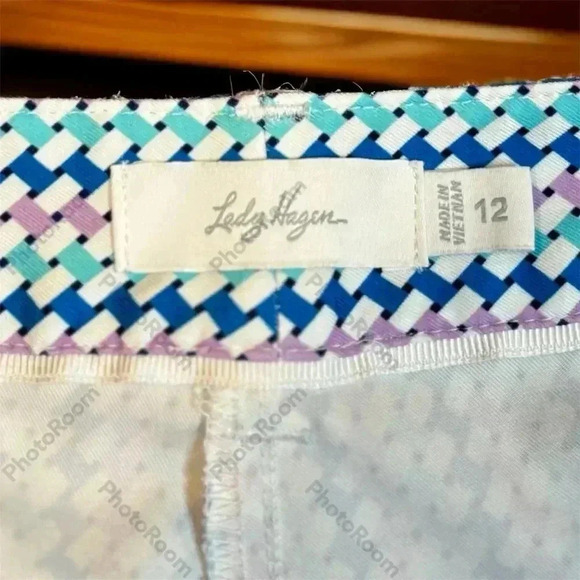 Lady Hagen Ocean Club Basketweave  Golf Shorts Blue Reef 7" inseam Size 12. - Picture 7 of 7